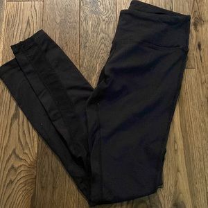 Lululemon Athletics Cropped Leggings w/Sheer Panels-Size 6